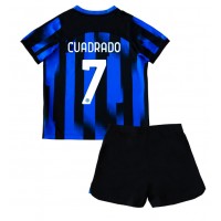 Camisa de time de futebol Inter Milan Juan Cuadrado #7 Replicas 1º Equipamento Infantil 2023-24 Manga Curta (+ Calças curtas)